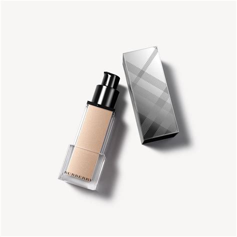 burberry fresh glow nude radiance|Burberry Fresh Glow Luminous Fluid Base in Nude Radiance.